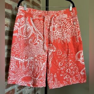 Born Fly coral and white short NWT | size large